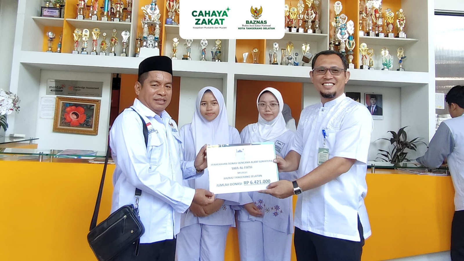Dari Uang Jajan Menjadi Harapan : Kepedulian OSIS SMA Al-Fath Cirendeu untuk Sumatera
