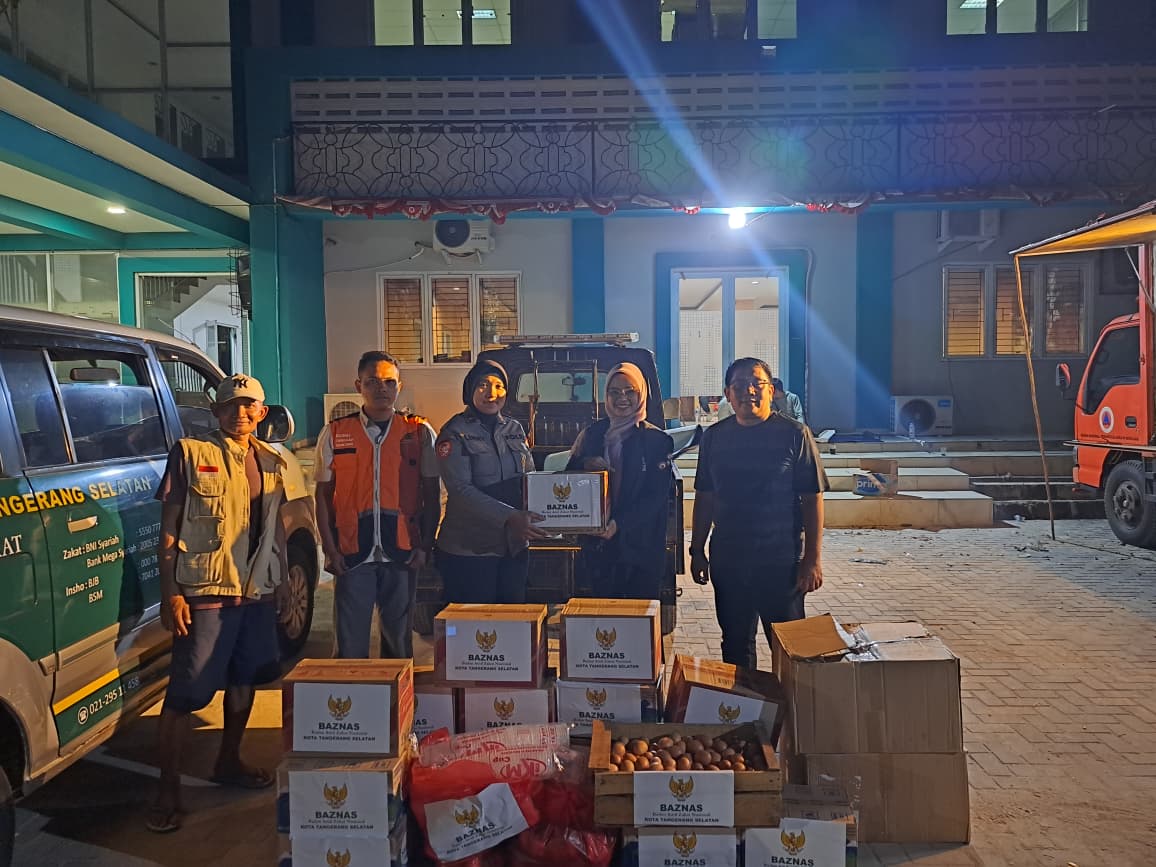 Kebakaran Hebat Guncang Asrama Polri Cilenggang BAZNAS Tangsel Gerak Cepat Beri Bantuan