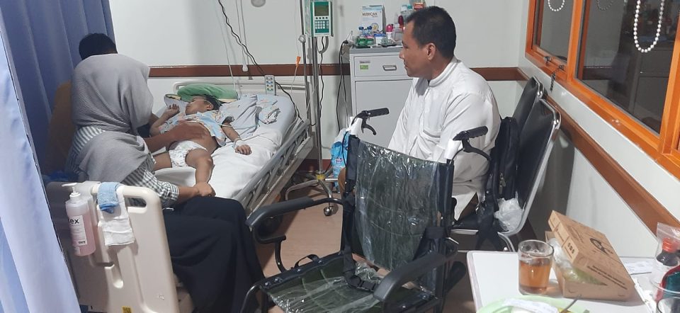 Baznas Tangsel Salurkan Bantuan Kursi Roda dan Biaya Hidup untuk Anak Pengidap Leukemia