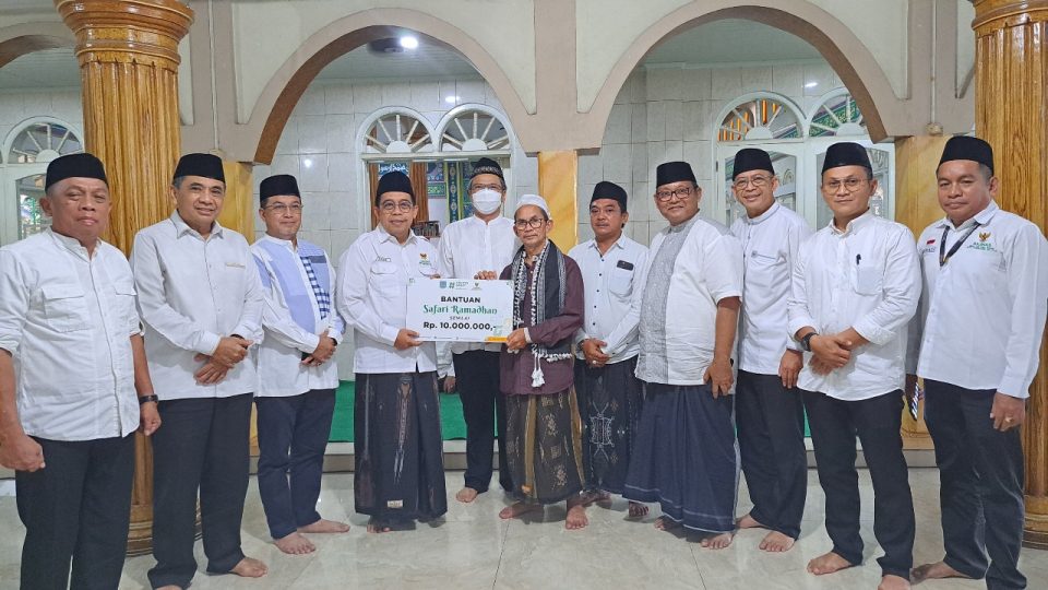 Safari Ramadhan 2025: BAZNAS Kota Tangerang Selatan dan Pemkot Kota Tangerang Selatan Salurkan Bantuan Sarana Ibadah ke 16 Masjid