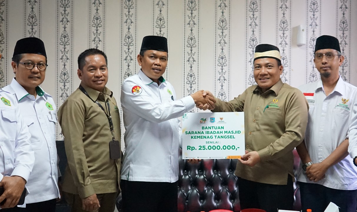 BAZNAS Kota Tangerang Selatan Berikan Bantuan Sarana Ibadah untuk Masjid Kemenag Tangsel