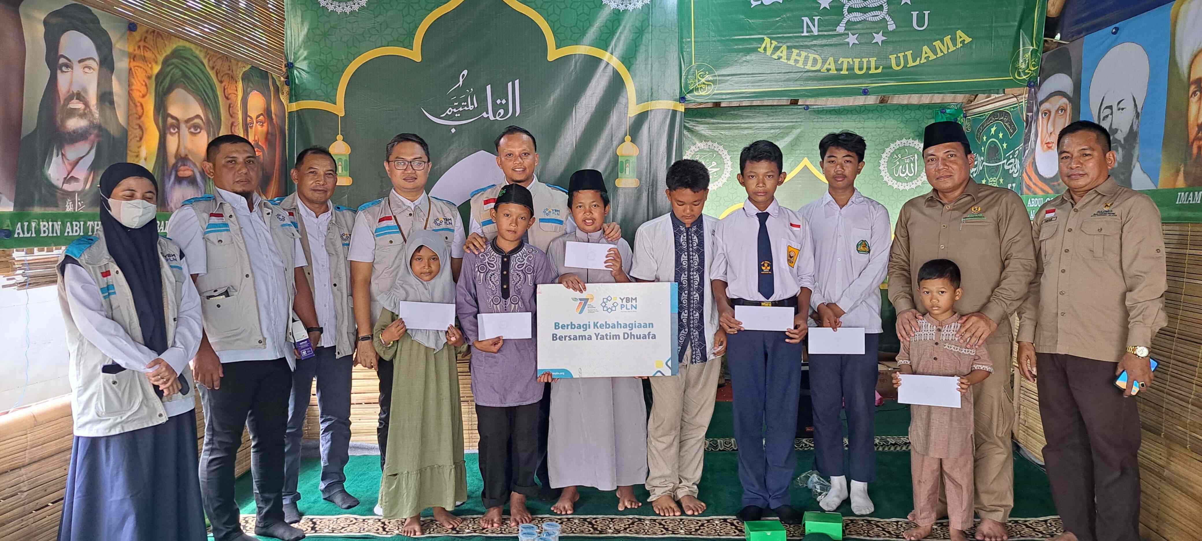 BAZNAS Tangsel dan YBM PLN Kolaborasi Berbagi Kebahagiaan untuk Yatim dan Dhuafa